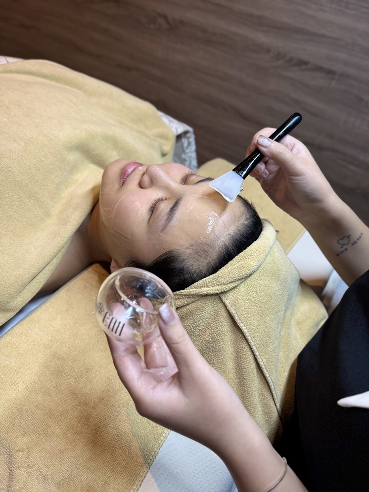 東妍美學管理中心